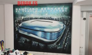 Mural Graffiti Nuevo Campo Bernabeu Olot Penya Madridista Roncero 300x100000